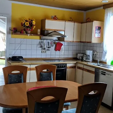 Ferienwohnung Schwarzwihr Apartmán *